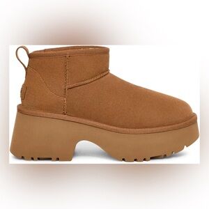 UGG Classic Ultra Mini New Heights Boots BRAND NEW Size 9